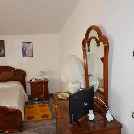 Domo De Aurora Guest house