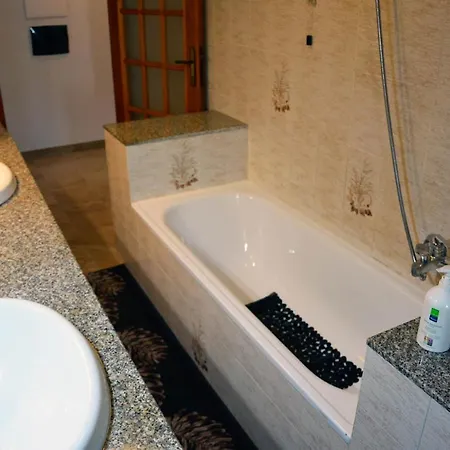 Domo De Aurora Guest house *